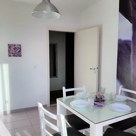 Maja Apartamento