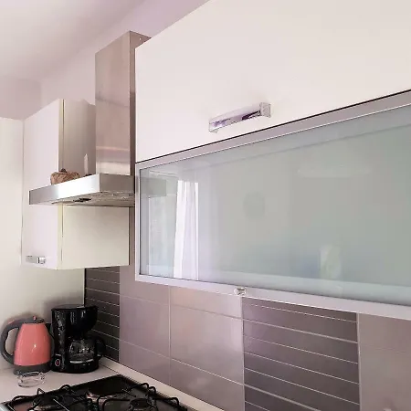 Maja Apartamento